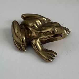 Solid Brass Frog Paperweight
